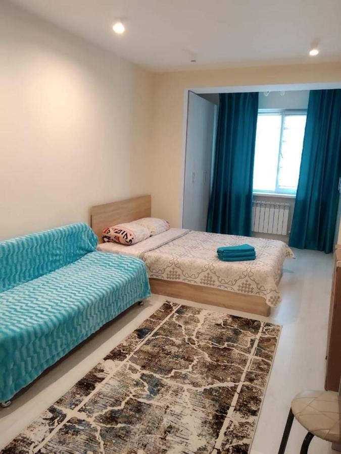 Молодёжный На Сейфуллина Apartment Almatî Exterior foto